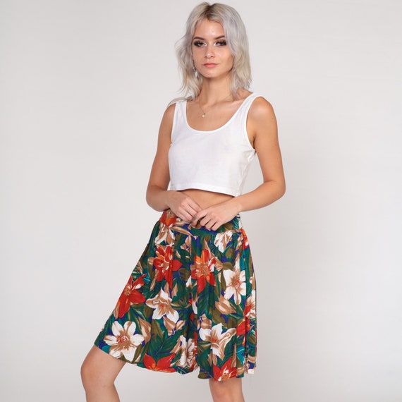 Tropical Floral Shorts 90s Pleated Wide Leg Bermuda Shorts Hawaiian Hibiscus Flower Leaf Print Summer Flowy Relaxed Vintage 1990s Medium M