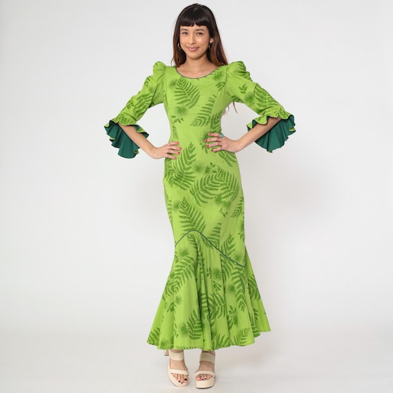 Hawaiian Maxi Dress 70s Vintage Princess Kaiulani Green Fern Print Puff Sleeve Ruffle Cuff Fitted Waist Summer Resort Tropical Party Small S