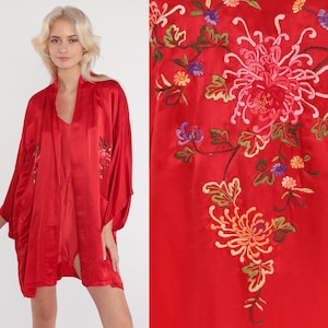 Red Silk Kimono Robe 80s Floral Embroidered Asian Lingerie Robe Open Front Dressing Gown Hippie Bed Jacket Flower Print Vintage 1980s Medium image 1