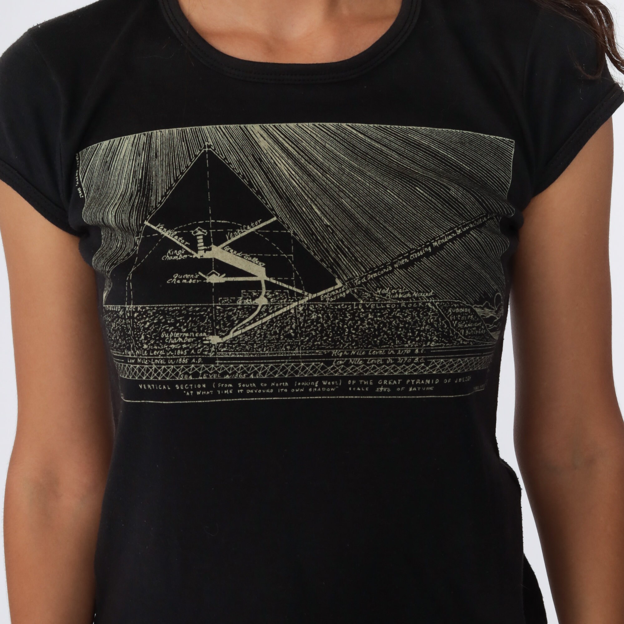 The Great Pyramid Jeezeh Shirt 80s Pyramids Shirt Graphic Tshirt Black Novel Book Shirt Vintage