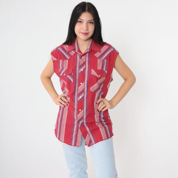 90s Wrangler Western Shirt Cherry Red Pearl Snap Shirt Sleeveless Striped Button Up Cowboy Rodeo Vintage 1990s Men's Medium 15 X-Long Tails