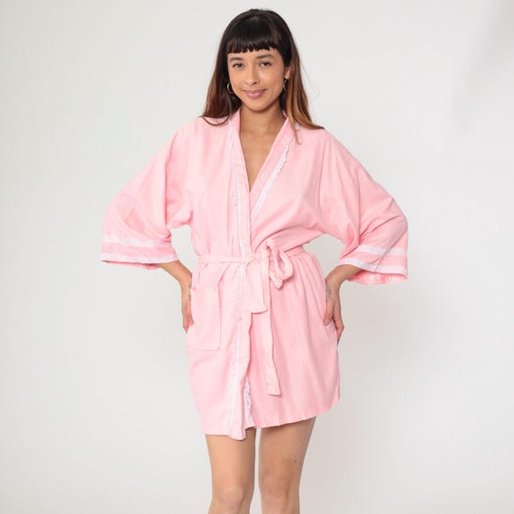 70s Pajama Robe Baby Pink Lace Trim Short Wrap Dressing Gown Jacket Pastel Vintage 1970s 3/4 Sleeve Deep V Neck Small Medium