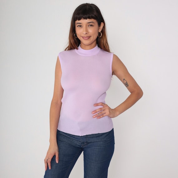 Lavender Ribbed Tank Top 1970s Mock Neck Sleeveless Fitted Polyester Vintage Minimalist Clean Simple Pastel Purple Lilac Small S