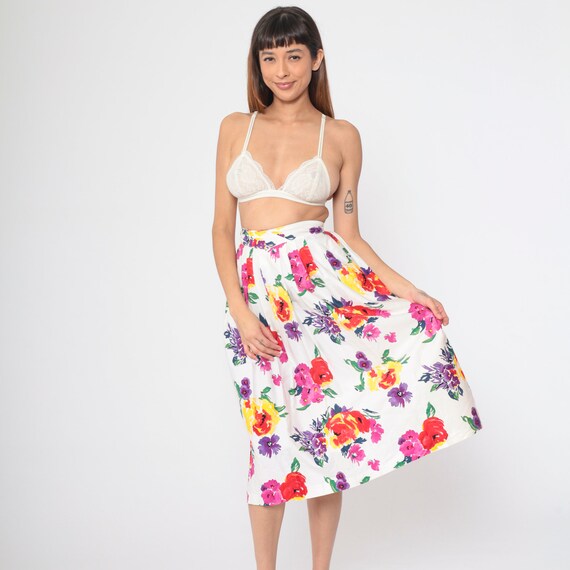 White Floral Skirt 90s Pleated Midi Skirt High Waisted Flower Print Retro Girly Summer Feminine Romantic Pockets Vintage 1990s Small S 26