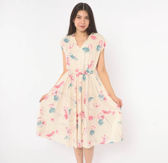 80s Floral Wrap Dress Cream Pink Teal Cap Sleeve V Neck Elastic Waist Knee Length Blouson Bodice Garden Party Feminine Frock Vintage Medium