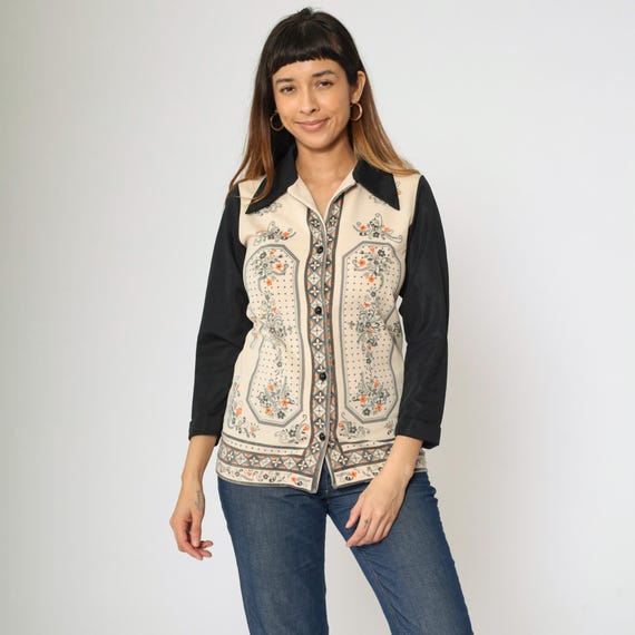 Vintage Mod Blouse 70s Beige Black Baroque Floral Scroll Print Button Down Shirt Long Sleeve Dagger Collared 1970s Top Small S