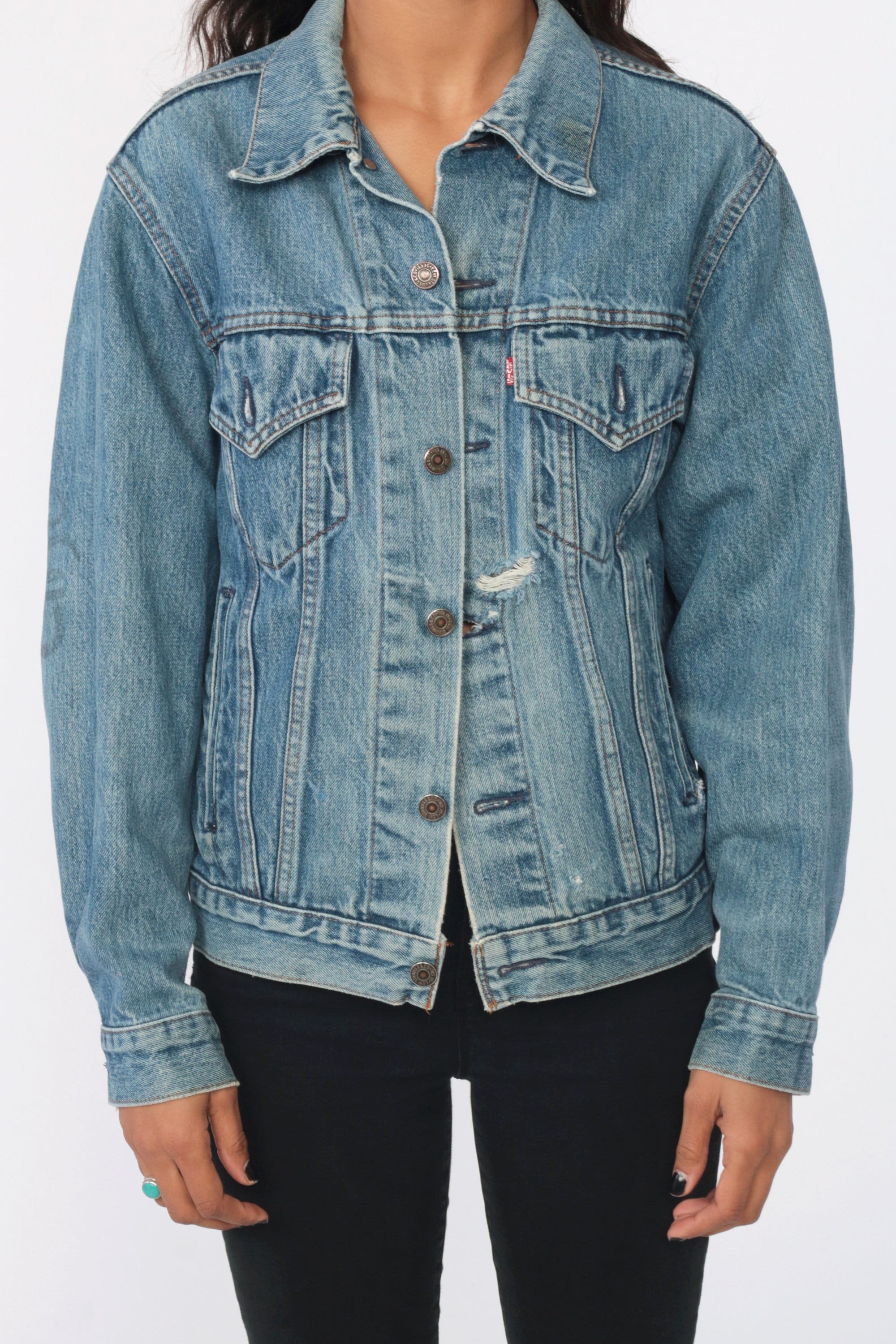 distressed levi 4