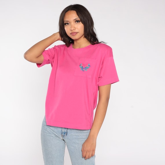 Floral Pocket Tee 90s Hot Pink Colter Bay Sport Embroidered T-Shirt Cotton Blend Short Sleeve Magenta Bright Summer Spring Vintage Large L