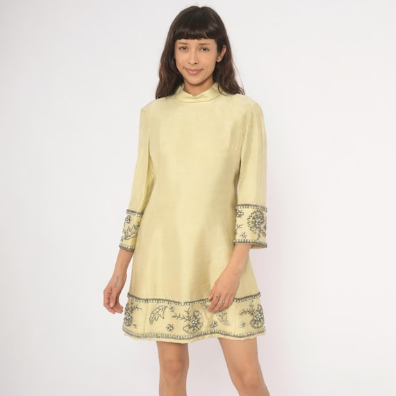 60s Beaded Shift Dress Miss Elliette Cream Mock Neck Embroidered Floral Silver Bead Mini Three Quarter Sleeve Cocktail Party A Line Medium M