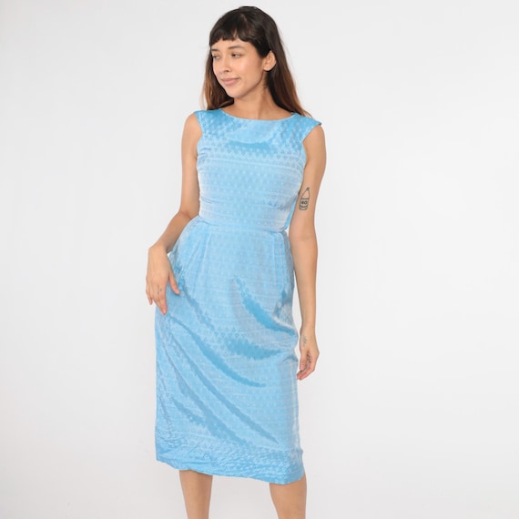 Vintage 50s 60s Cocktail Dress Heart Textured Light Blue A-Line Sleeveless Fitted Bodice Mid Century Sheath Party Dress Extra Small xs 2