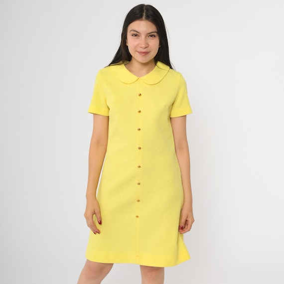 60s Mod Mini Dress Yellow Peter Pan Collar Shift Vintage Short Sleeve Textured 1960s Gogo Sixties Twiggy Plain 70s Minidress Small S