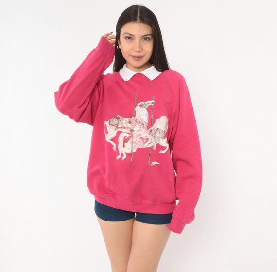 Carousel Horse Sweatshirt 90s Pink Collared Graphic Merry Go Round Floral Carnival Fair Coquette Pullover Cotton Fuchsia Vintage Medium M