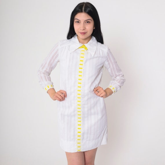 White Bowtie Dress 60s Mod Mini Dress Yellow Ribbon Trim Bow Tie Pointed Collar Long Sleeve Minidress Striped Collared Vintage 1960s Small S