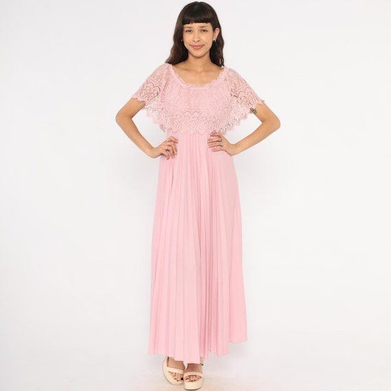 Pink Lace Cape Dress 70s Pleated Maxi Gown Rose Scalloped Flutter Sleeve Blush Dusty Feminine Coquette Fairycore Prairie Vintage Small S