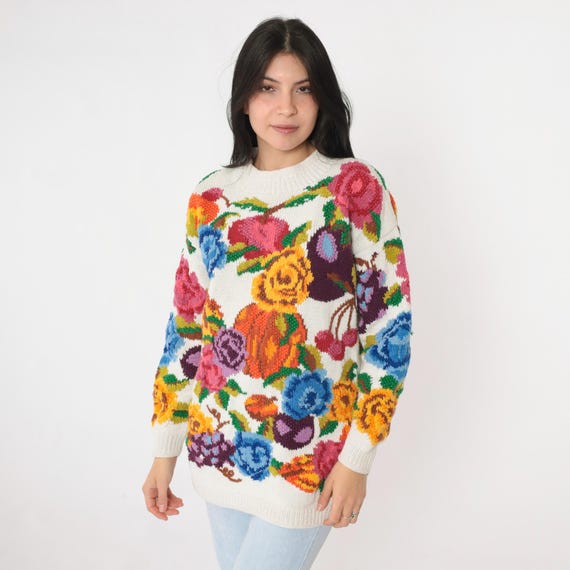 Vintage 90s Floral Sweater Fruit Pattern Boho Graphic Print Ramie Cotton Knit White Slouchy 1990s Pullover Jumper Mock Neck Medium M