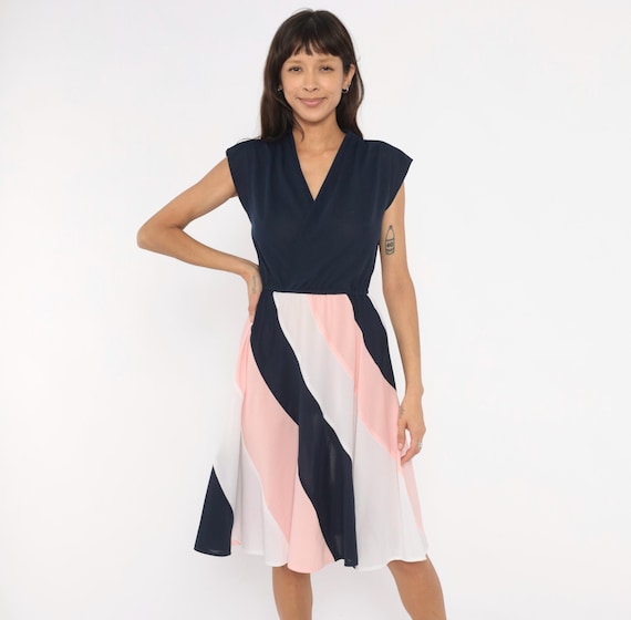 70s Navy Colorblock Dress Pink White Diagonal Stripe Skirt V Neck Wrap Bodice Cap Sleeve Sleeveless Summer Beach Sundress Vintage Medium M