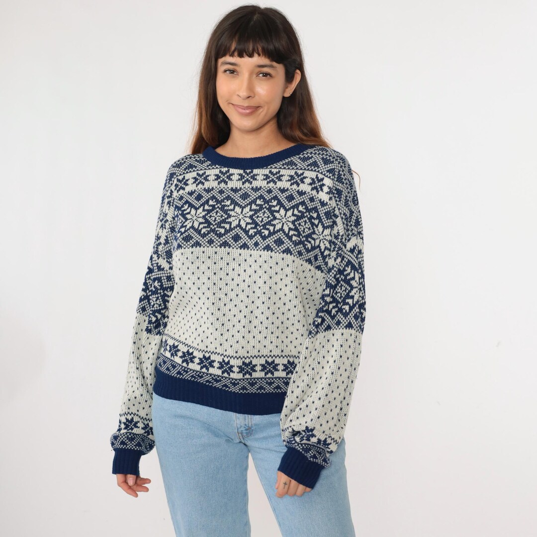 Vintage Grey Snowflake Fleece Sweater (XL) main image 1