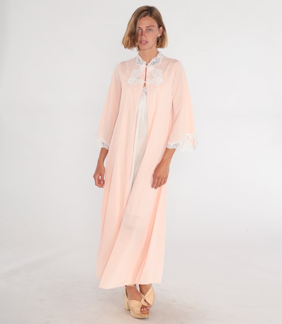 Pink Pajama Robe 70s Lingerie Bed Jacket Lace Trim Long Sleeve Maxi Nightgown Open Front Button up Nightie Pinup Vintage 1970s Small Medium