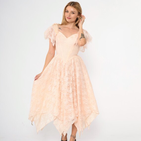 Vintage Lace Prom Dress 80s Peach Pink Handkerchief Hem Sweetheart Neck Satin Bow Flutter Sleeves 1980s Formal Midi Gown Extra Small xs 0