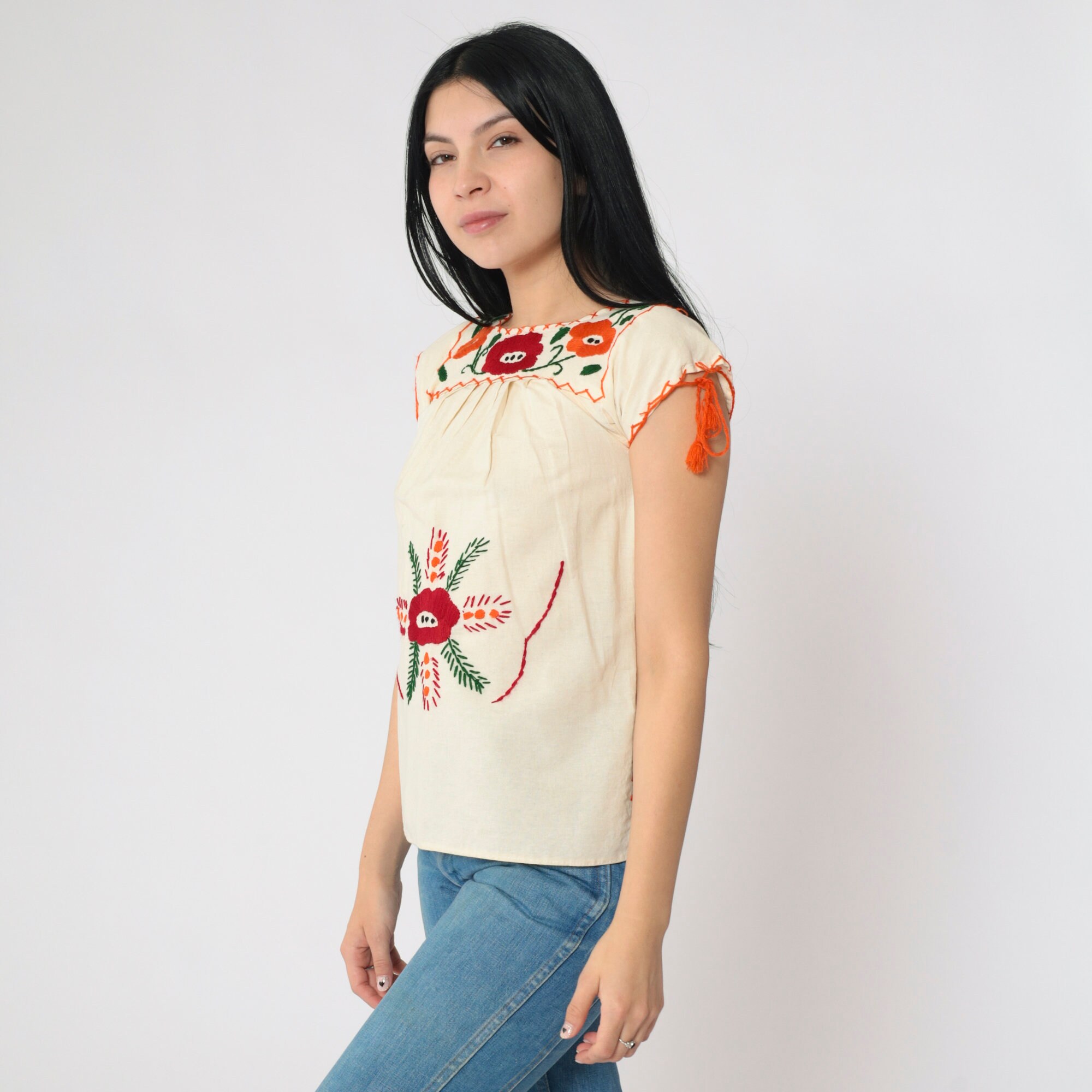 70s Mexican Top Cream Embroidered Floral Blouse Hippie Boho