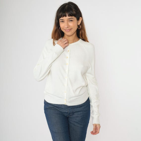 Vintage White Cardigan Sweater 70s Raglan Sleeve Button Up Grandma Sweater Boho 1970s Retro Bohemian Plain Medium 40