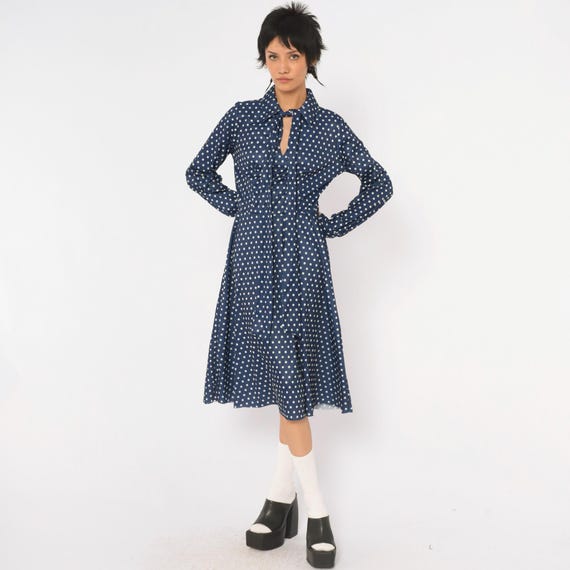 70s Polka Dot Dress Navy Blue White Long Sleeve Collared Keyhole Fit Flare Below Knee Mod Secretary Montgomery Ward Vintage Medium M
