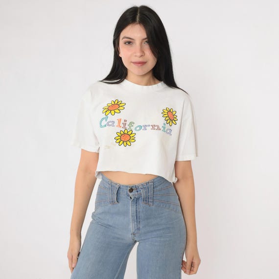 90s California T Shirt Daisy Smiley Face Crop Top Travel Tshirt 1990s Vintage Floral Cropped Graphic Tee Happy Face Short Sleeve Medium M