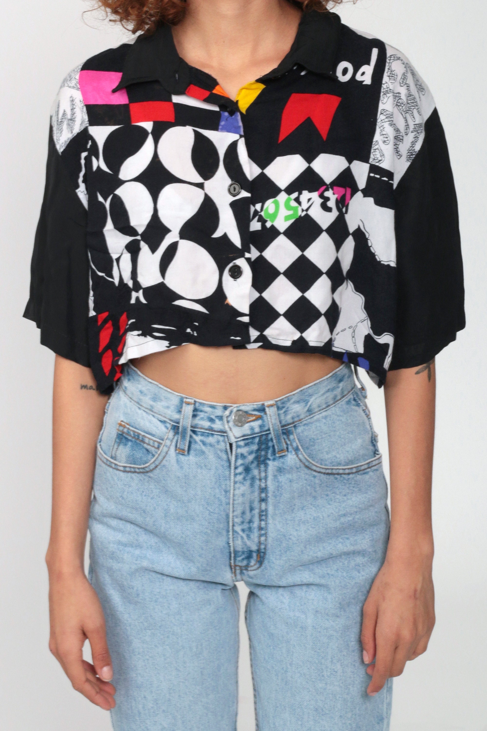 what shirt to wear under flannel