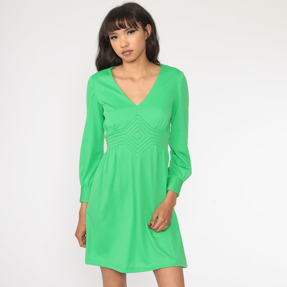 Vintage 70s Mini Dress Green Babydoll Dress Polyester Bohemian Mod Empire Waist Hippie Long Sleeve V Neck Space Age MiniDress Small S