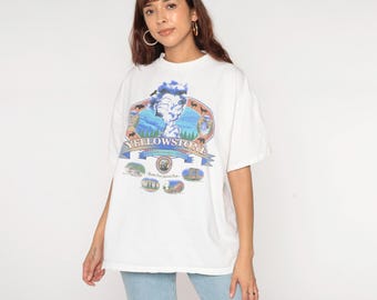 Vintage Yellowstone National Park T-Shirt 90s Old Faithful Wildlife Graphic Tee Wyoming Wildlife Animal White Crewneck 1990s Extra Large xl