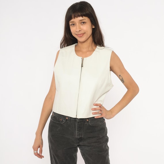 White Leather Vest Y2k Sigrid Olsen Zip Front Cropped Sleeveless Top Ivory Cream Fitted Waistcoat Scoop Neck Minimal Moto Off White Medium M