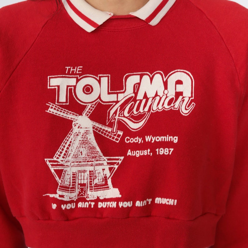 Dutch Sweatshirt 80s Windmill Sweatshirt Red Retro Sweatshirt Cropped Slouchy Pullover Tolsma Family Reunion Shirt Vintage Small Medium