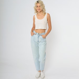 90s Mom Jeans Lee Jeans Tapered Leg High Waisted Rise Light Wash Blue Denim Pants Retro Skinny Jeans Slim Fit Plain Vintage 1990s Small S 26