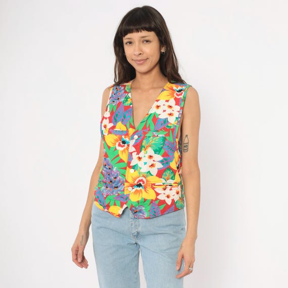 Tropical Floral Vest 90s Lizwear Button Front V Neck Red Green Yellow Flower Print Sleeveless Top Hawaiian Leaf Patterned Blouse Medium M
