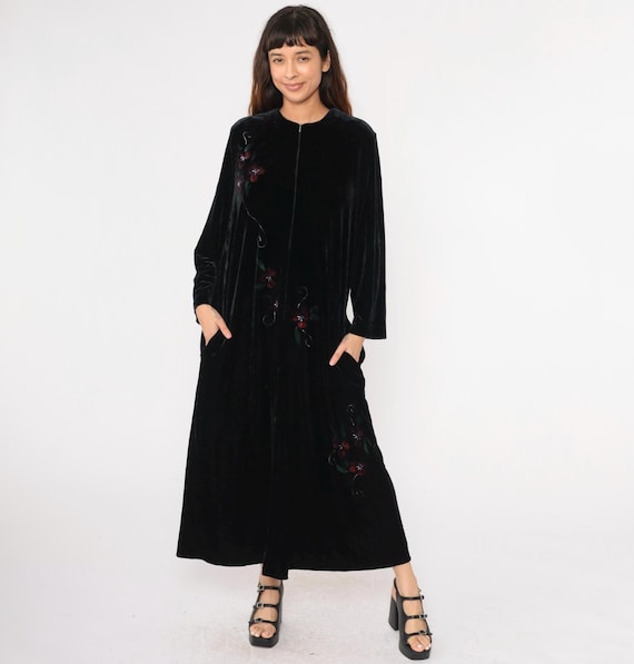Vintage Floral Velour Lounge Dress 80s Black Hand Painted Long Sleeve Maxi Dress Retro Loungewear Velvet Pockets Front Zip 1980s Large