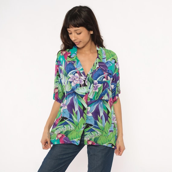 Tropical Parrot Shirt 90s Floral Palm Leaf Purple Green Pink Blue Turquoise Button Front Resort Vacation Hawaiian Blouse Summer Medium M