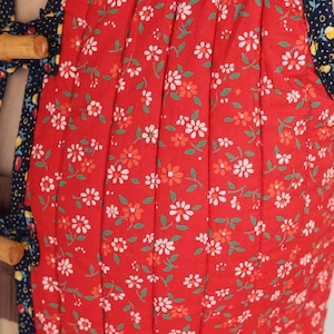 Chaleco acolchado con estampado floral de los años 70, estilo hippie, estilo bohemio, con estampado de calicó rojo, sin mangas, con botones para festivales, estilo bohemio, años 70, talla extra pequeña xs 0 imagen 7