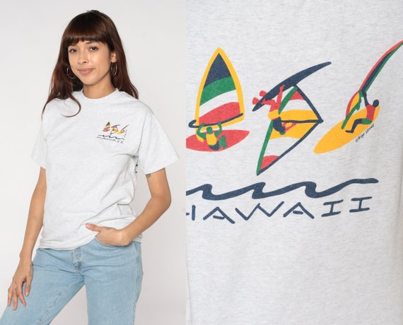 Hawaii T-Shirt 90s Windsurfing Shirt Beach Water Sports Graphic Tee Tourist Wind Surfer Retro Single Stitch Grey Vintage 1990s Small s