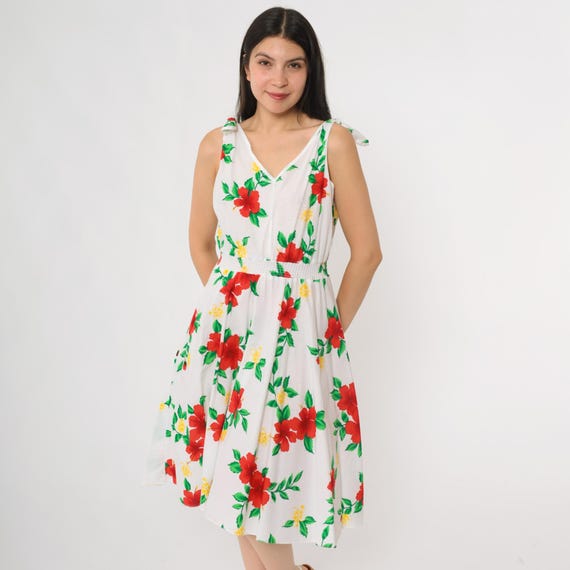 80s Summer Dress White Cotton Hawaiian Hibiscus Floral Print Sleeveless V Neck Length Tie Shoulder Pocket Tropical Beach Sundress Small
