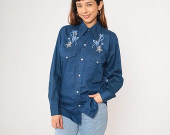 Vintage Embroidered Western Shirt 70s Blue Cowboy Boot Pearl Snap Metallic Star Button up Rodeo Top Retro 1970s Men's Medium 15 - 15 1/2