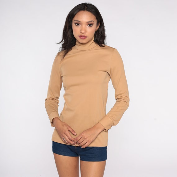 Turtleneck Shirt Tan Camel Top 70s Top Long Sleeve 1970s Funnel Retro Turtle Neck Top Vintage 1970s Simple Plain Mod Polyester Small xs s