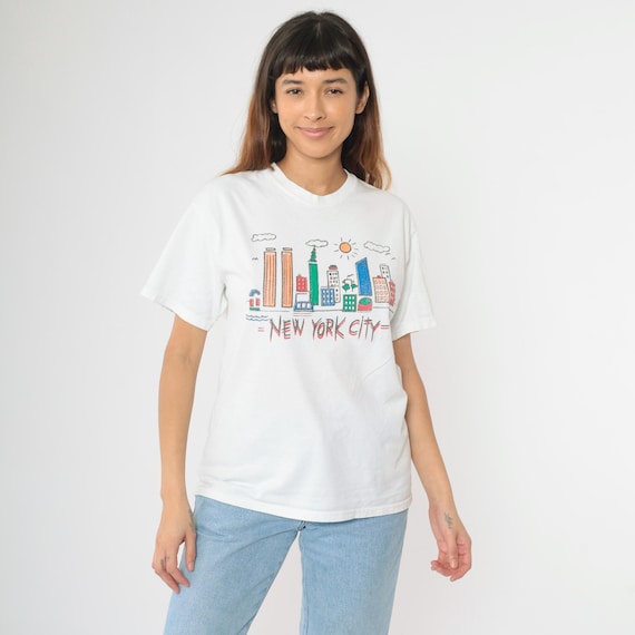 Vintage New York City Shirt 90s NYC Shirt Retro TShirt 1990s Travel Graphic Tee Hanes Heavyweight Retro Medium M