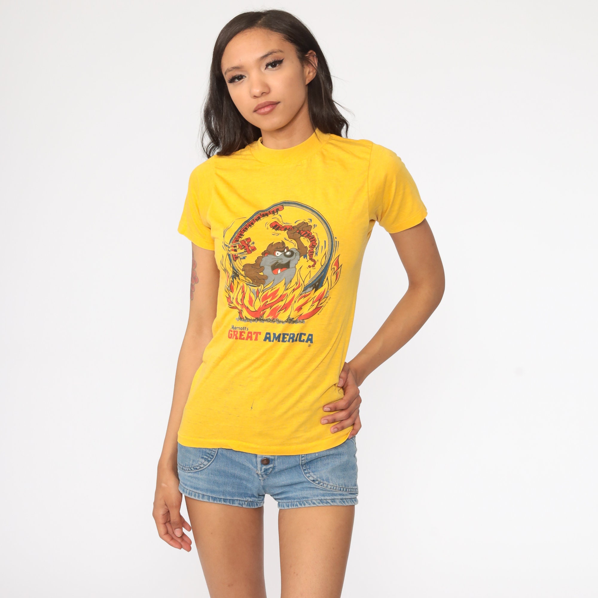 looney tunes taz shirt