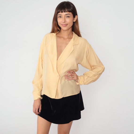 Cream Wrap Blouse 90s Calvin Klein Classifications Shirt Faux Wrap Top Collared V Neck Simple Plain Basic Minimalist Vintage 1990s Medium M