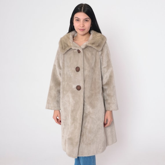 Faux Fur Coat 60s Tan Fake Fur Jacket REAL FUR COLLAR Button up Collared Retro Mod Glam Rock Winter Sixties Warm Fuzzy Vintage 1960s Medium