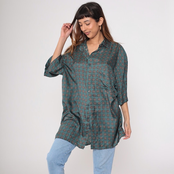 90s Geometric Silk Shirt Vintage Green Button Up Retro Coin Print Short Sleeve Collared Streetwear 1990s Chest Pocket Men's Extra Large xl