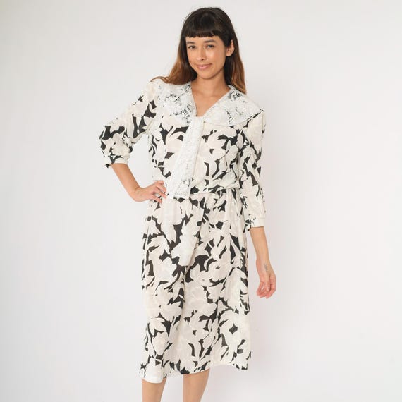 80s Floral Dress Lace Collar Ascot Black White Midi Puff Sleeve Monochrome 3/4 Sleeve High Waisted Boho Vintage 1980s Small Medium