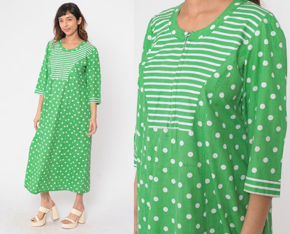 Polka Dot Caftan Dress 70s Bright Green Front Zip Maxi Boho Dress 1970s Casual Summer Lounge 3/4 Sleeve Bohemian Vintage Festival Medium