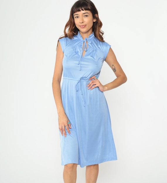 70s Powder Blue Dress Tie Neck Bow Detail Keyhole Cap Sleeve Belted Midi A Line Vintage Day Dress Coquette Light Academia Small S