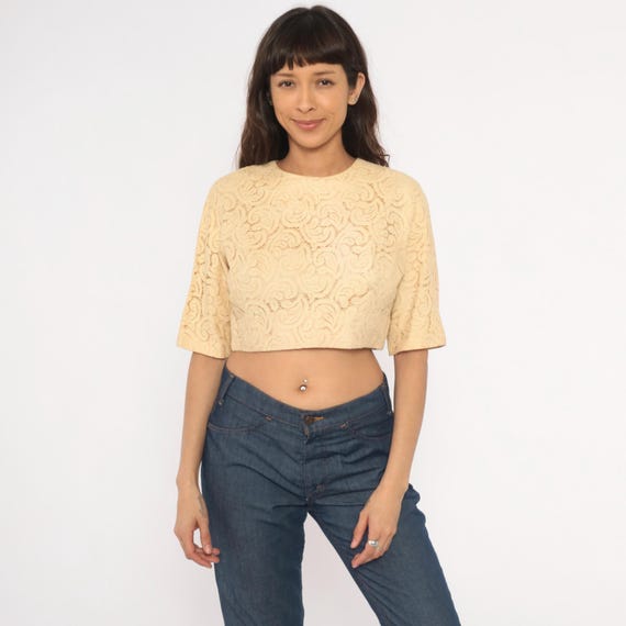 Lace Crop Top 70s Bolero Cream Blouse Half Sleeve Scallop Swirl Pattern Ivory Cropped Shirt Coquette Feminine Off White Vintage Medium M